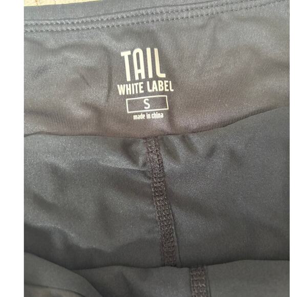 Tail Women's ONYX Black Flounce Pull- On Tennis Skort Size S - Picture 7 of 9